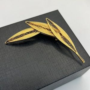 Golden Filagree Leaf Brooch Pin Fashion Jewelry 2.75"
